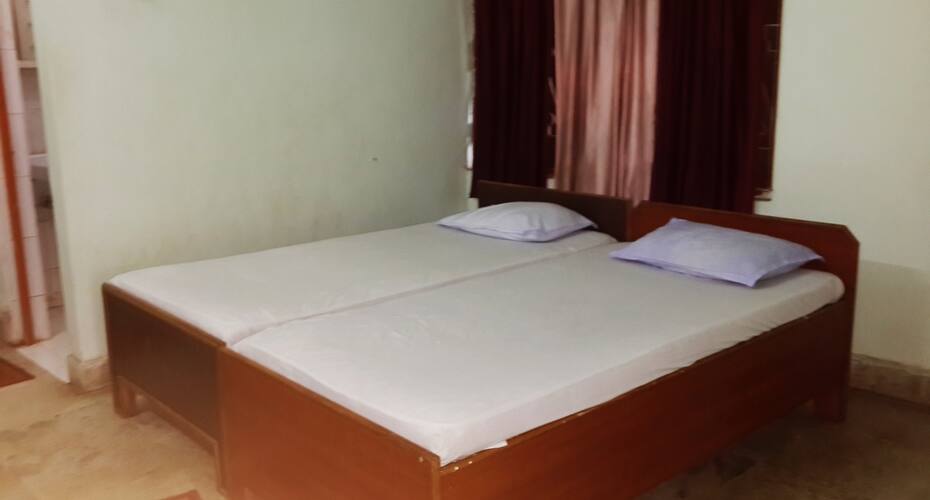 Laxman Niwas Guest House, Puri 1